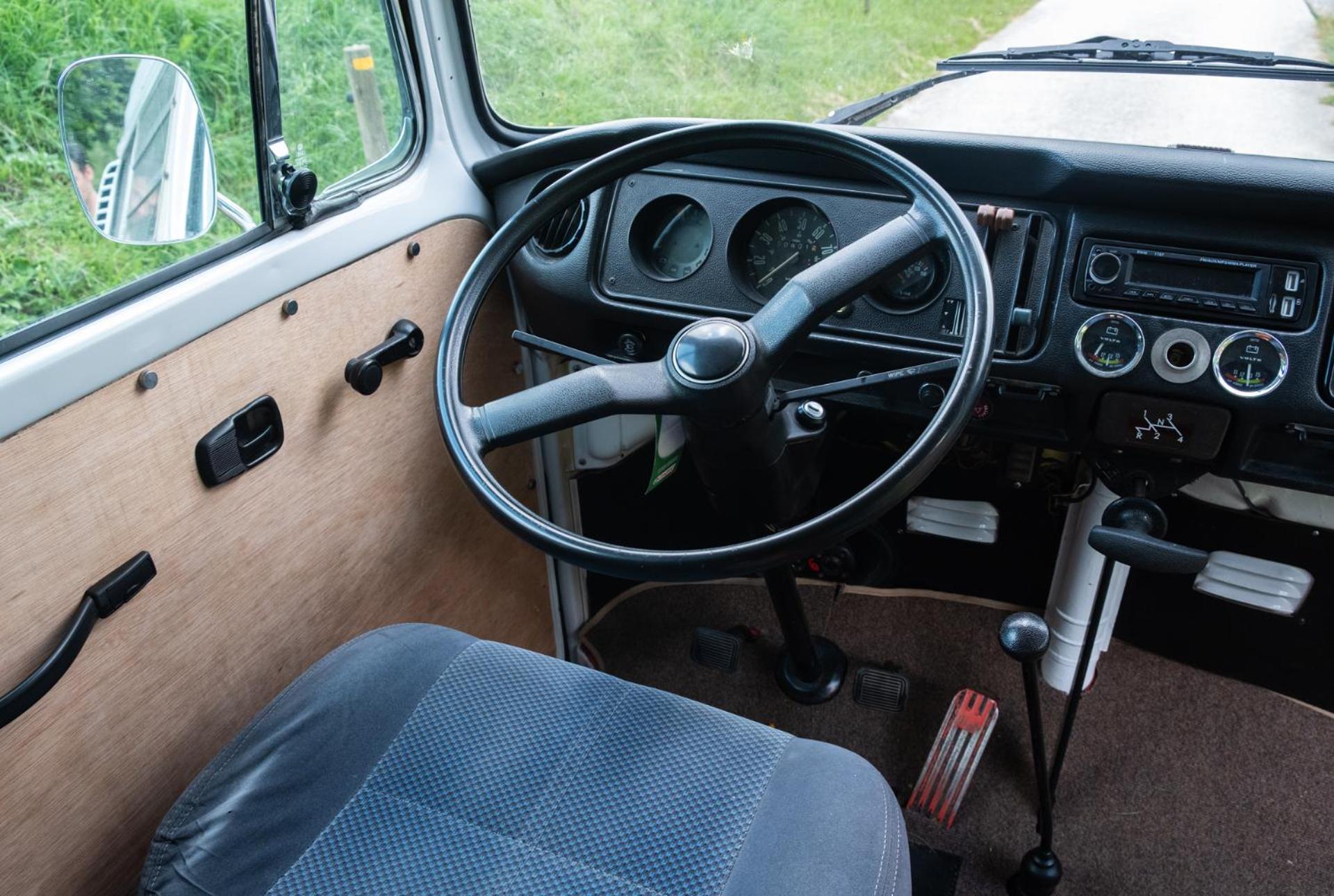 Retro Vw Kombi T2 Campervan L'Hospitalet de Llobregat Luaran gambar