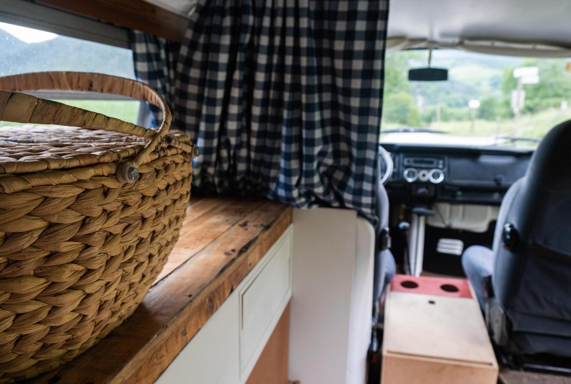 Retro Vw Kombi T2 Campervan L'Hospitalet de Llobregat Luaran gambar